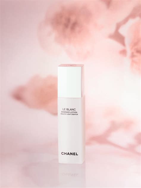 chanel le blanc lotion review|Chanel Review > Le Blanc Crème (Healthy Light Creator/ .